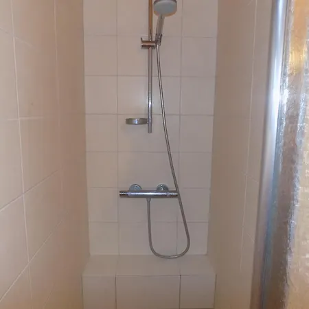 Sur Gironde - Maison Spacieuse Au Calme Avec Beau Jardin Arbore 3*